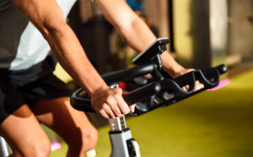 Imagem de Destaque Post - Aula de bike em Moema: treino funcional com bike para mais disposição e bem-estar