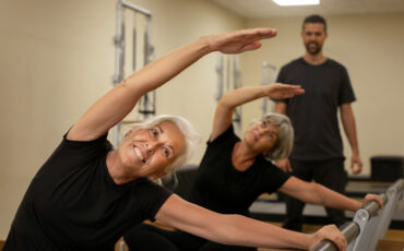 Imagem de Destaque Post - Pilates para idosos em Moema: exercícios seguros para mais mobilidade, equilíbrio e qualidade de vida
