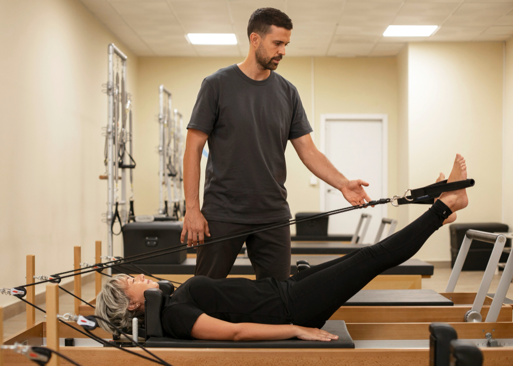 Pilates para reabilitação em Moema: quando iniciar o tratamento para recuperar os movimentos
