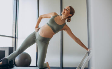 Imagem de Destaque Post - Pilates para gestantes em Moema: acompanhamento especializado para uma prática segura durante a gestação