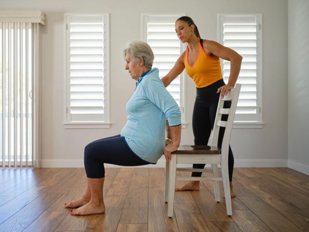 Musculação para idosos em Moema: treino personalizado para fortalecer os músculos e preservar a autonomia